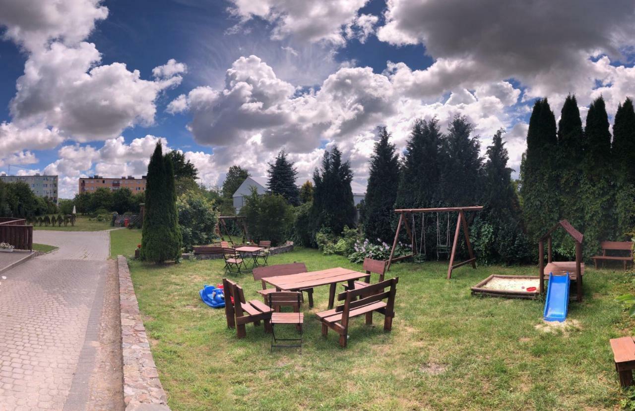 Pokoje Goscinne & Restauracja Pestka Choczewo Luaran gambar