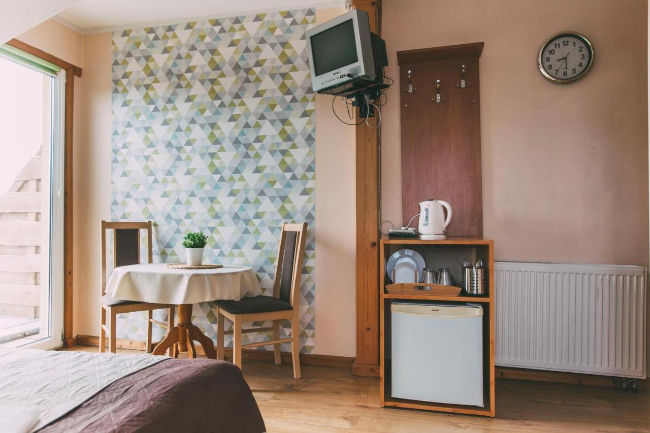 Pokoje Goscinne & Restauracja Pestka Choczewo Luaran gambar
