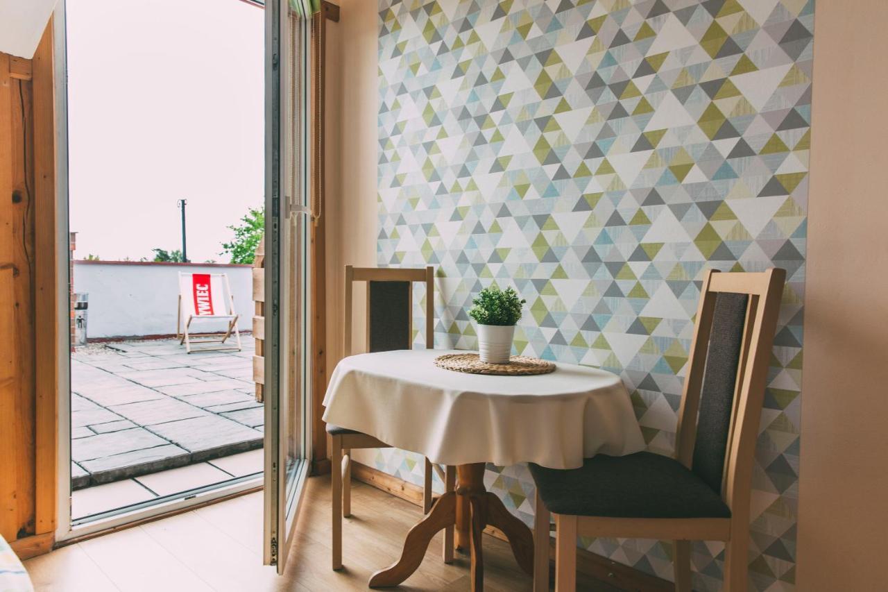 Pokoje Goscinne & Restauracja Pestka Choczewo Luaran gambar