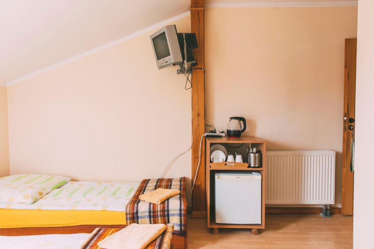 Pokoje Goscinne & Restauracja Pestka Choczewo Luaran gambar
